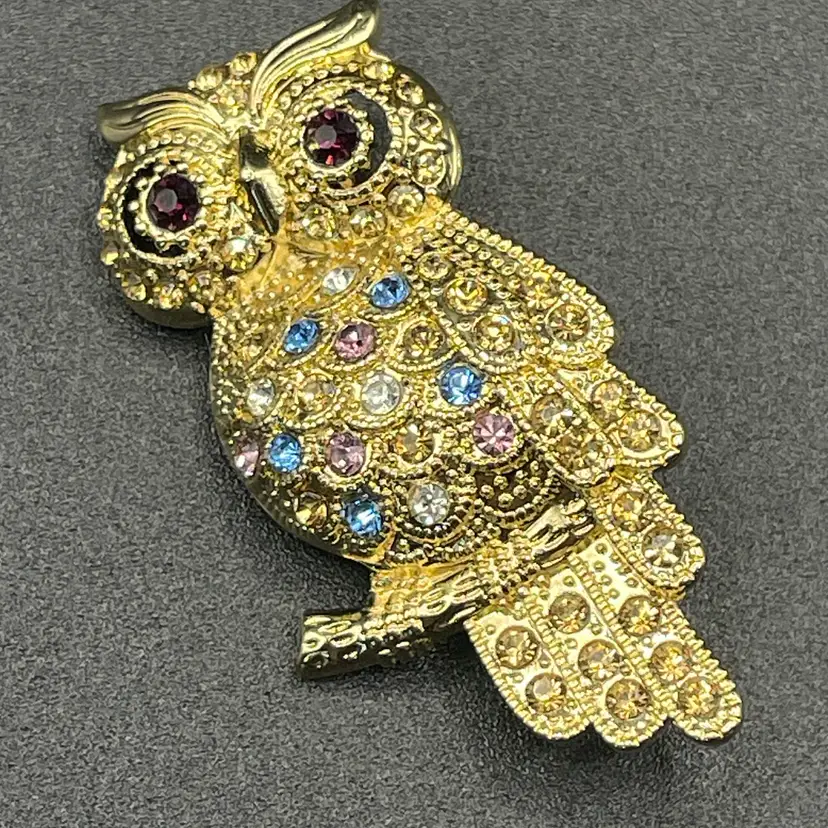 Vintage, Monet, Rhinestone Owl Brooch