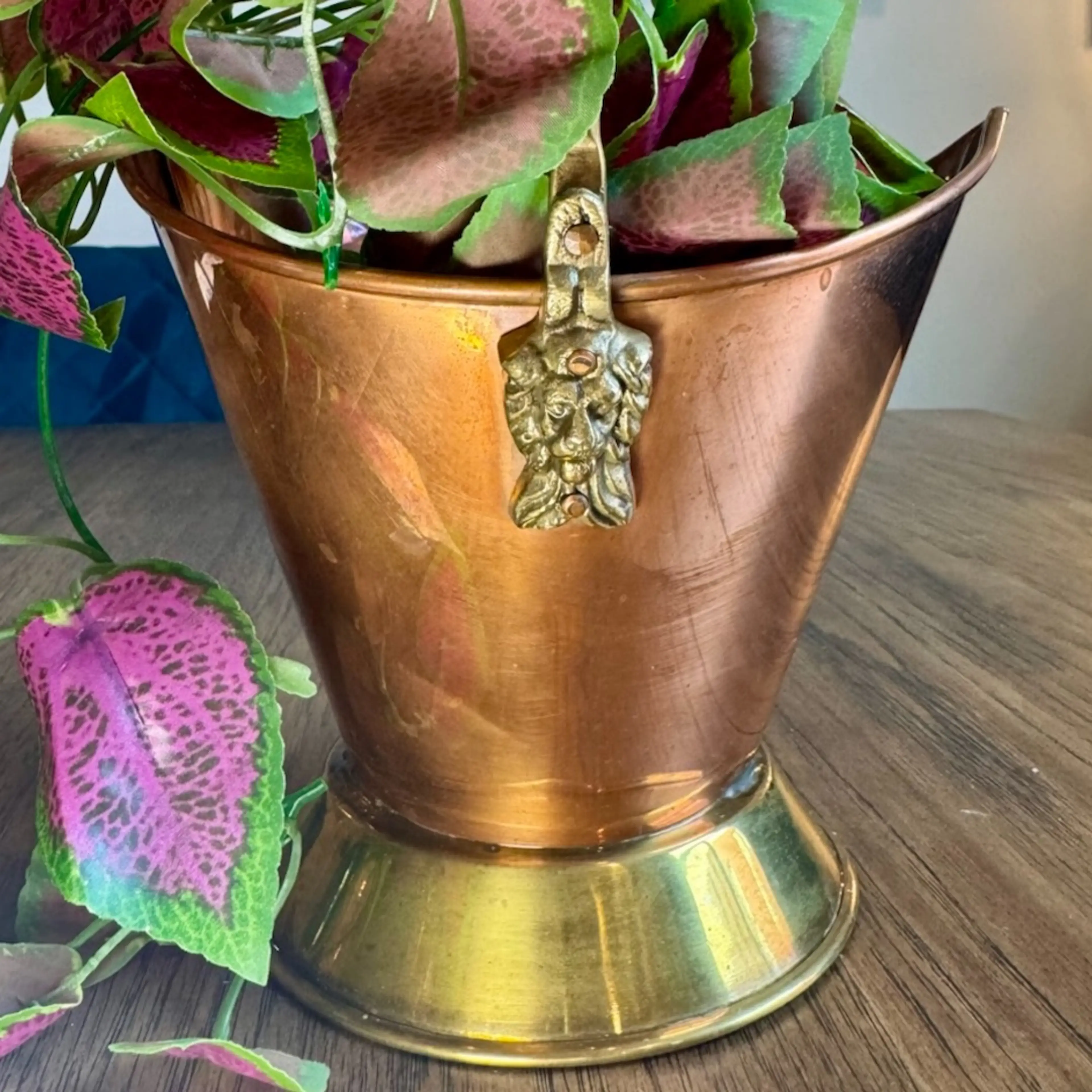 Image 2 of 4