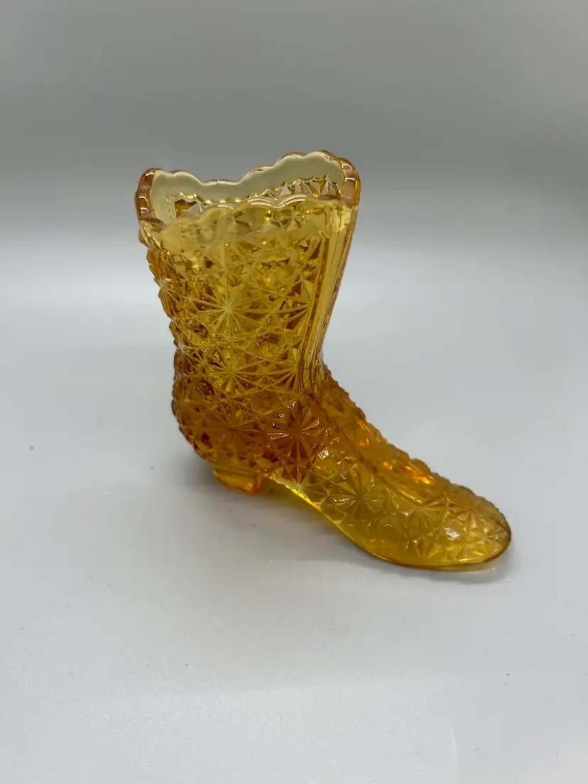 2378 Fenton 1990 Daisy & Button Amber Boot 4.25