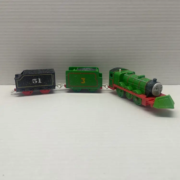 Thomas & Friends Trackmaster Motorized Snow Clearing Henry With Two Tenders 2009