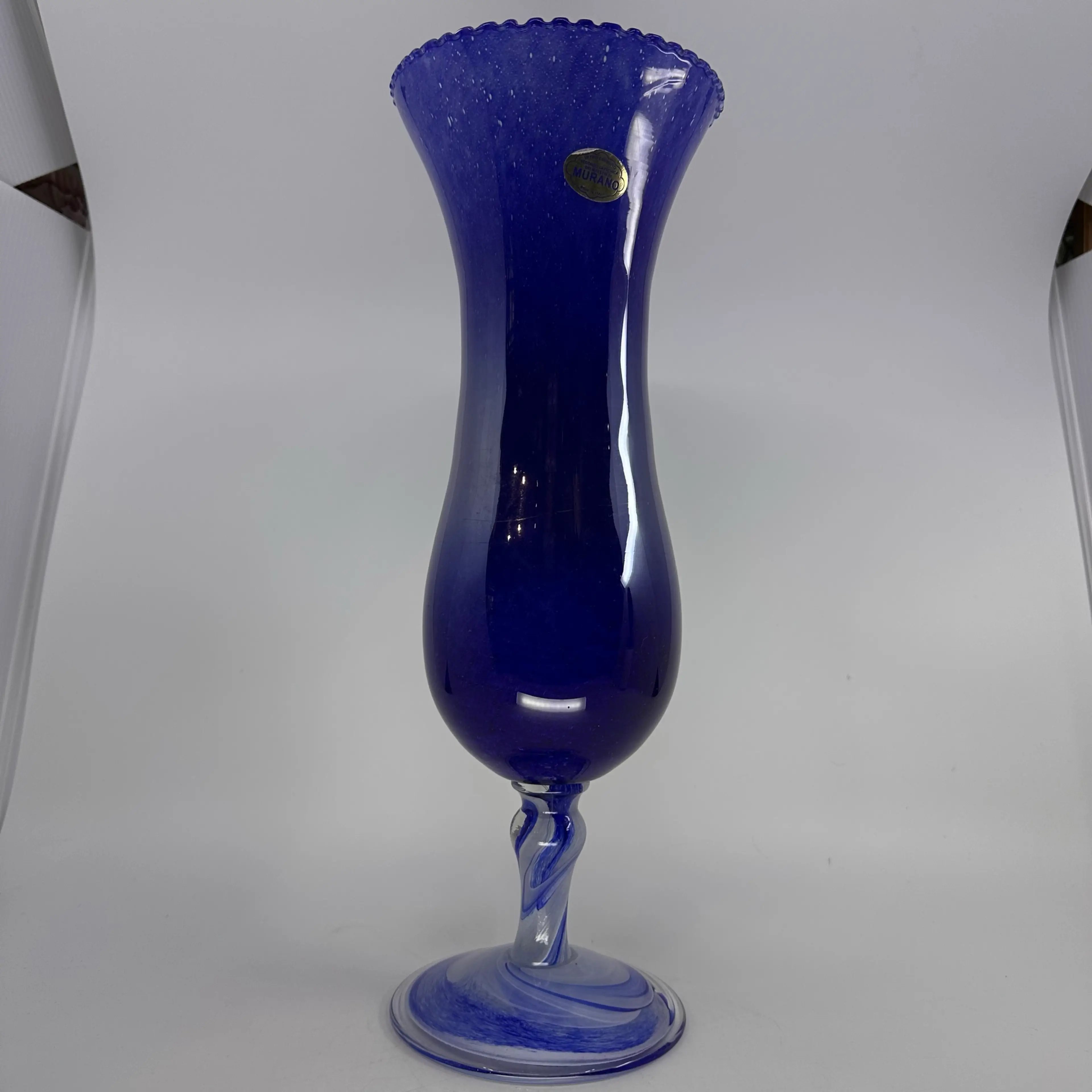 Image 2 of 6