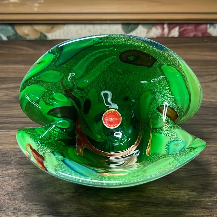 Murano Clam Shell Art Glass Paperweight Bowl