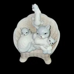 Vintage Kitty Family In Wicker Chair Ceramic