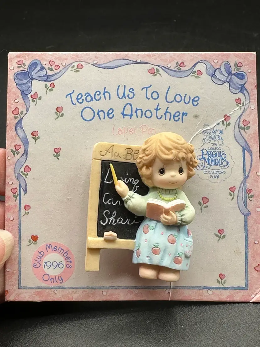 NEW NOS 1996 Precious Moments Brooch Pin "Teach us to love one another" teacher