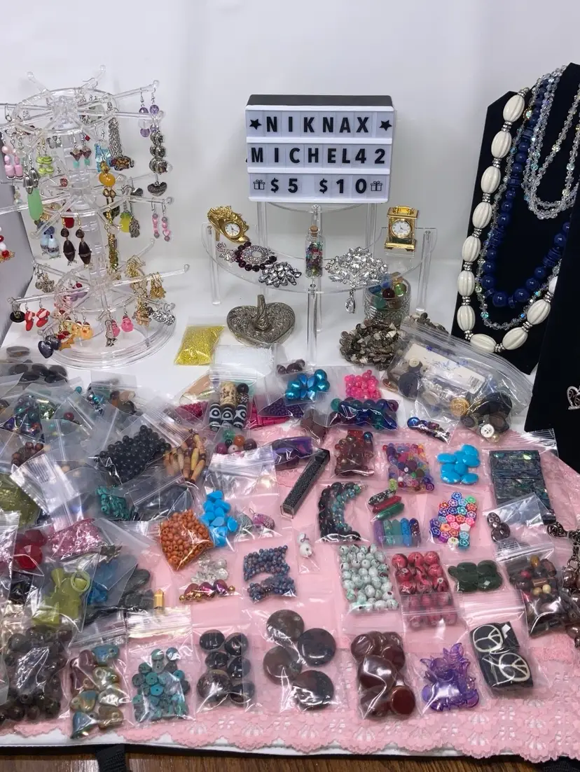 Livestream thumbnail