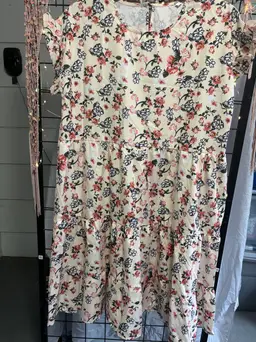 Ladies XL NWOT Summer Dress