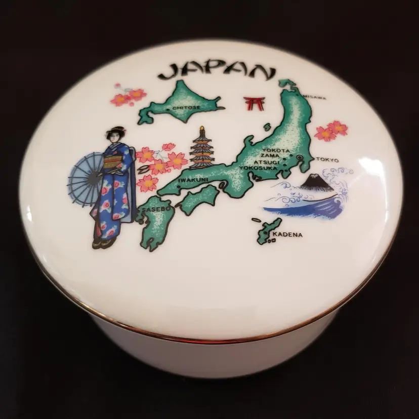 Porcelain Japan Trinket Box Map Lidded 2" Tall x 3¾" Lid Diameter Round Unbranded