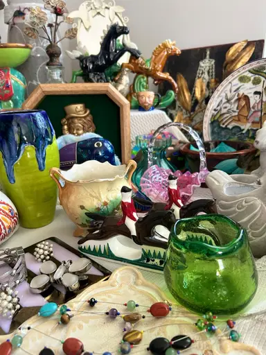 BAM Bids - Eclectic Home Decor And Collectibles!