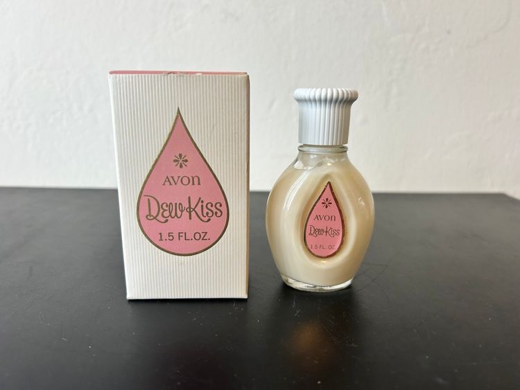 Vtg Avon Dew Kiss All-Day Moisturizing Lotion 1.5 Fl Oz IOB