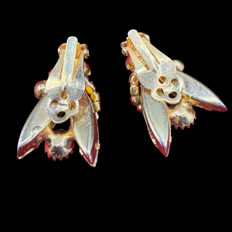 vintage purple rhinestone clip-on earrings with faux pearls