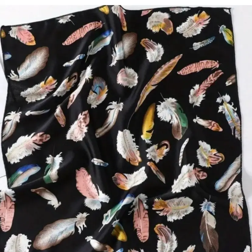 Feather head scarf / Head wrap