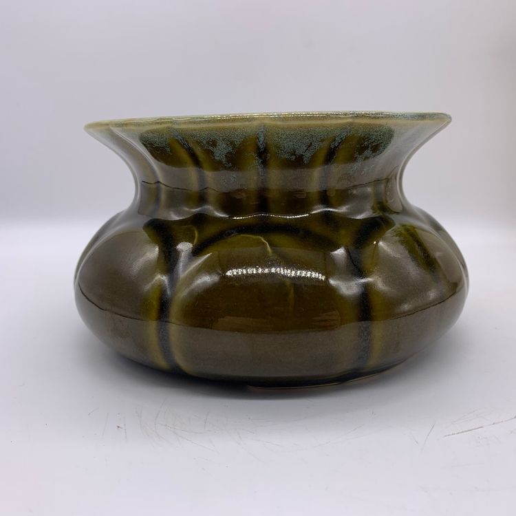 Vintage Mid Century MCM Art Pottery Green Drip Glaze Planter Spittoon