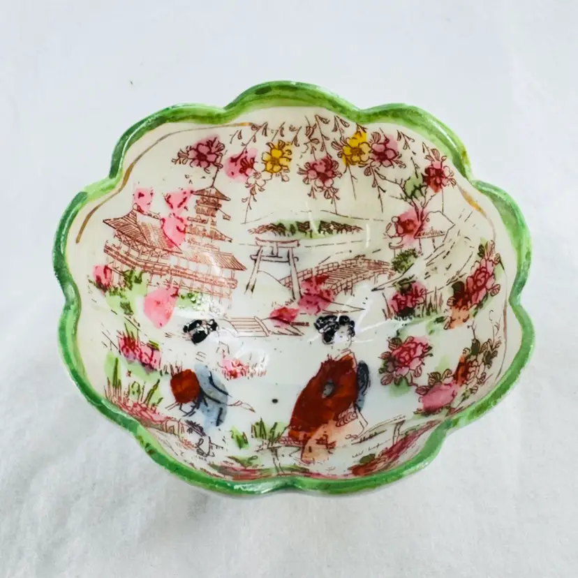 Geisha Ware Porcelain Bowl