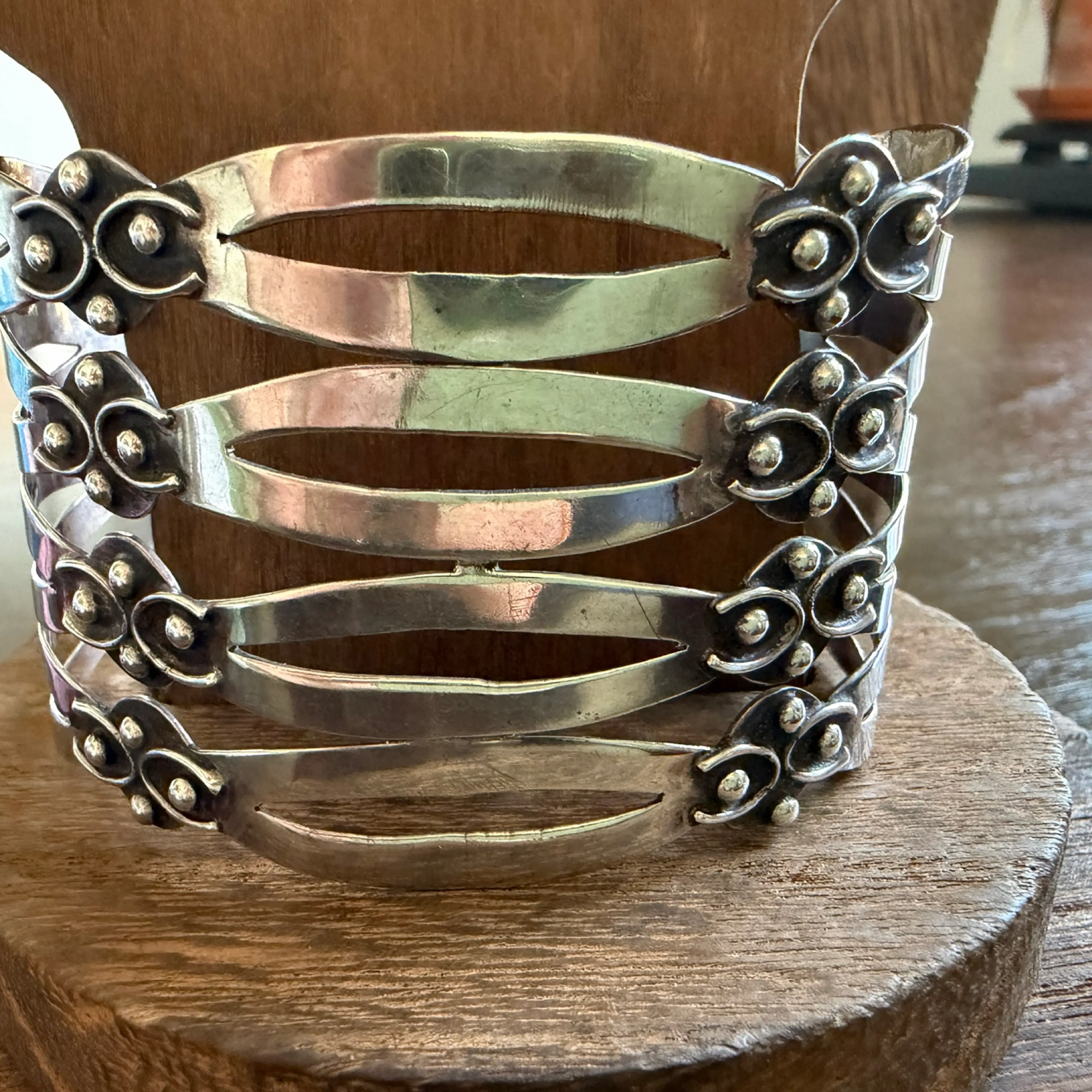 Image 1 of 5