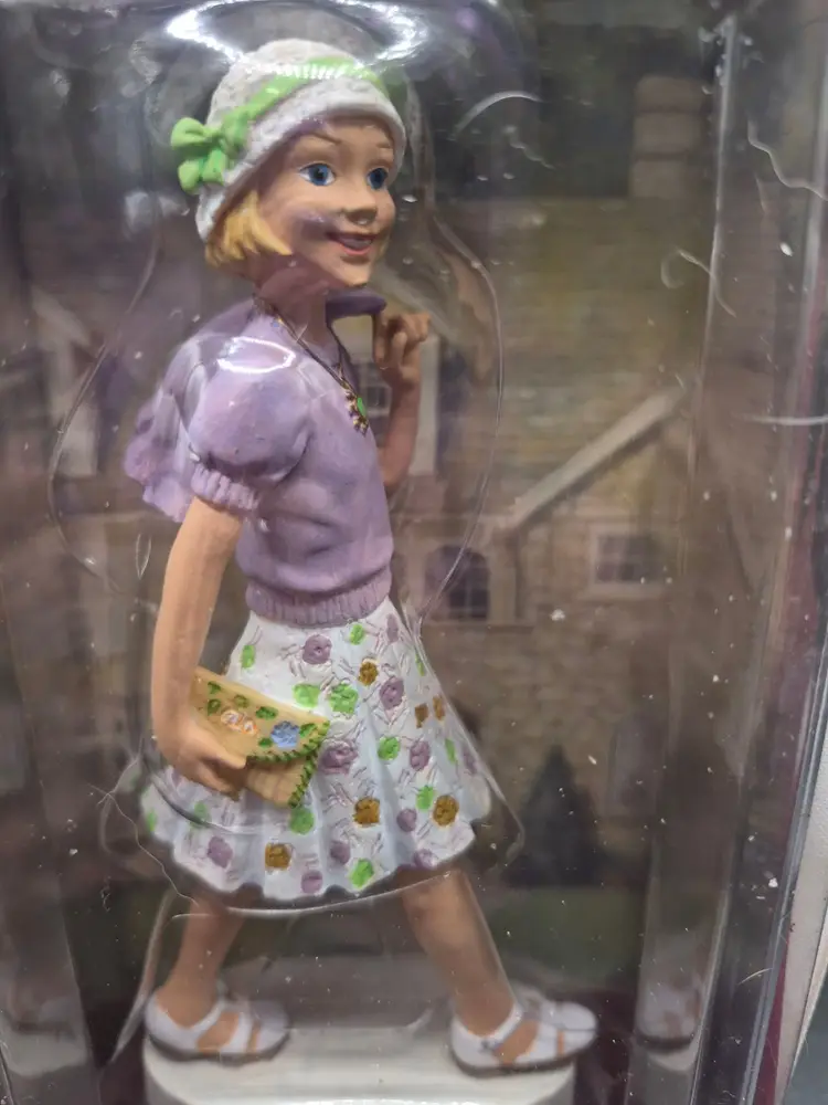 2002 NOS 1934 American Girl Kit Kittredge Handcrafted Figurine By Hallmark