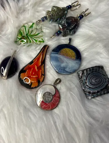 First Live: P&S Shakers, Jewelry And Some Niknax 