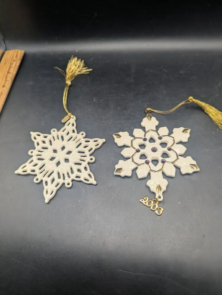 Vintage Lot of 2 Lenox Snowflake Ornaments 2003 Purple Gem Embellished and 2004 Plain Ivory.