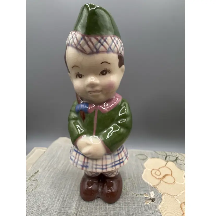 Vintage Goebel Dolly Dingle "Scottie Visits Scotland" Figurine - 1981 W. Germany 7”x2”