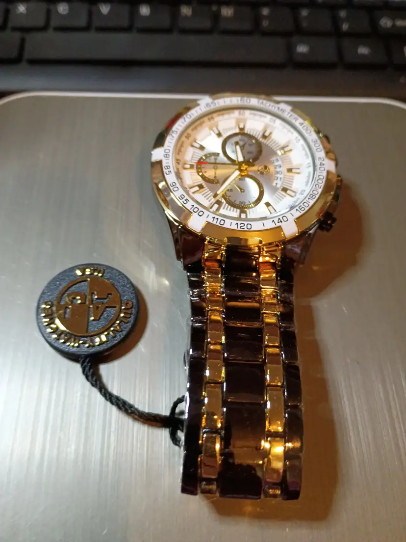 MSRP $150 – Men’s watch water resistant made the United States steal back