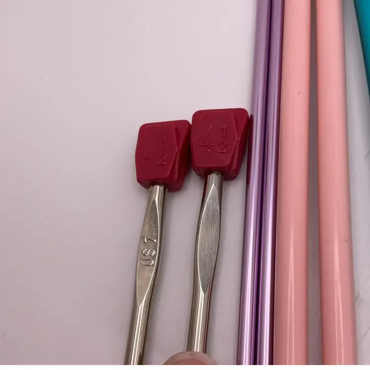 POW3 VTG Knitting Needles and Crochet Hook