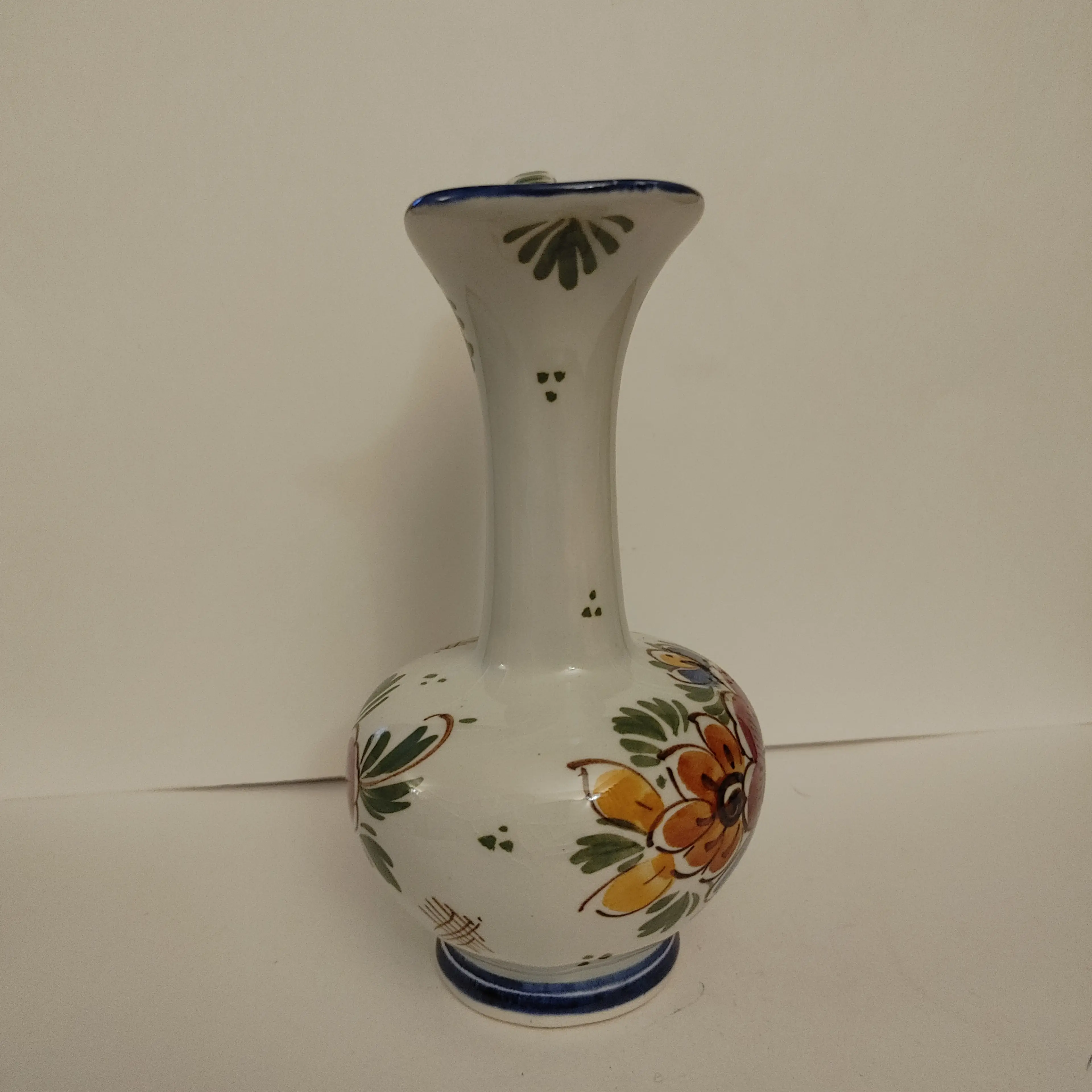 Image 2 of 6