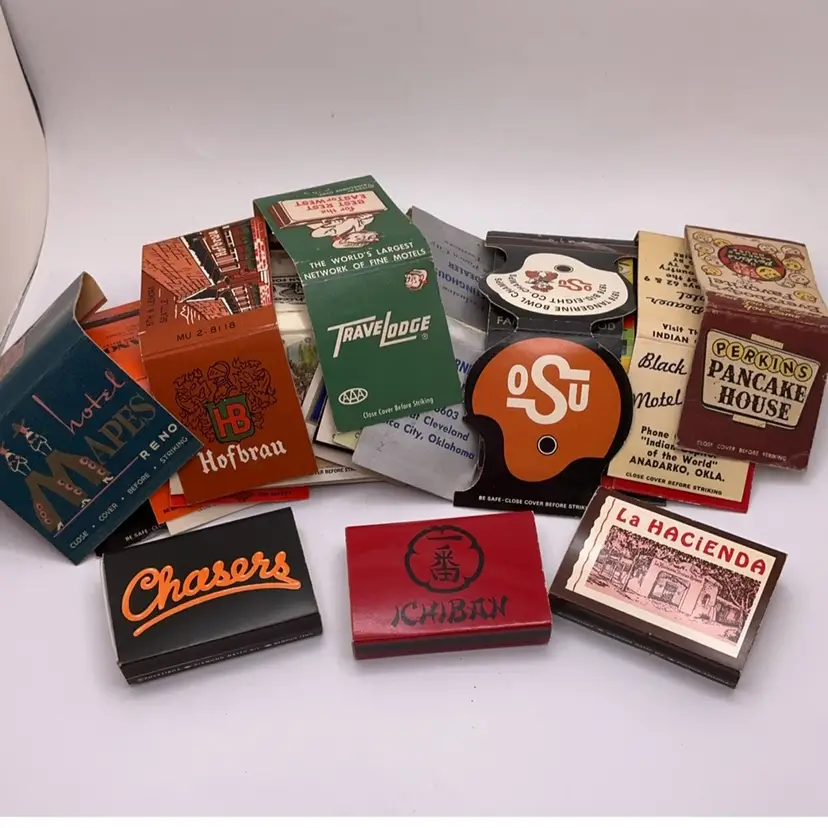PP4 VTG Matchbook Covers Hotels Lot 39 Pieces