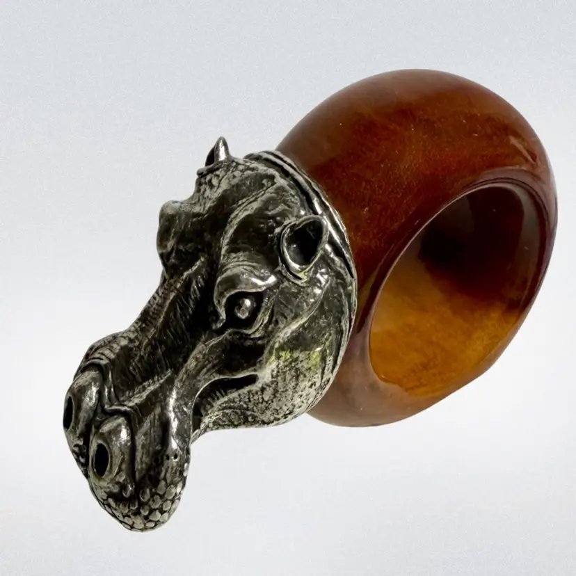 Vintage Hippo Napkin Ring•Figurine MAKOULPA South African Wood•Pewter 
2-1/4” T x 3-1/2” L x 1-1/4” W