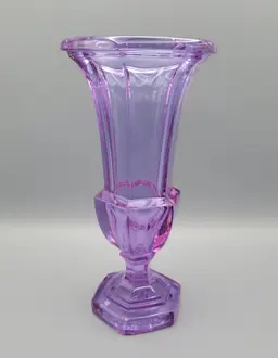 Alexandrite/Neodymium Glass Purple Trumpet Vase