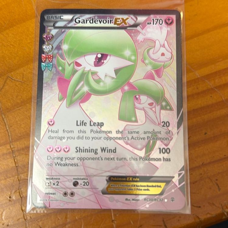 Gardevoir EX (Full Art) card from the Generations: Radiant Collection (RC30/RC32) NM-M