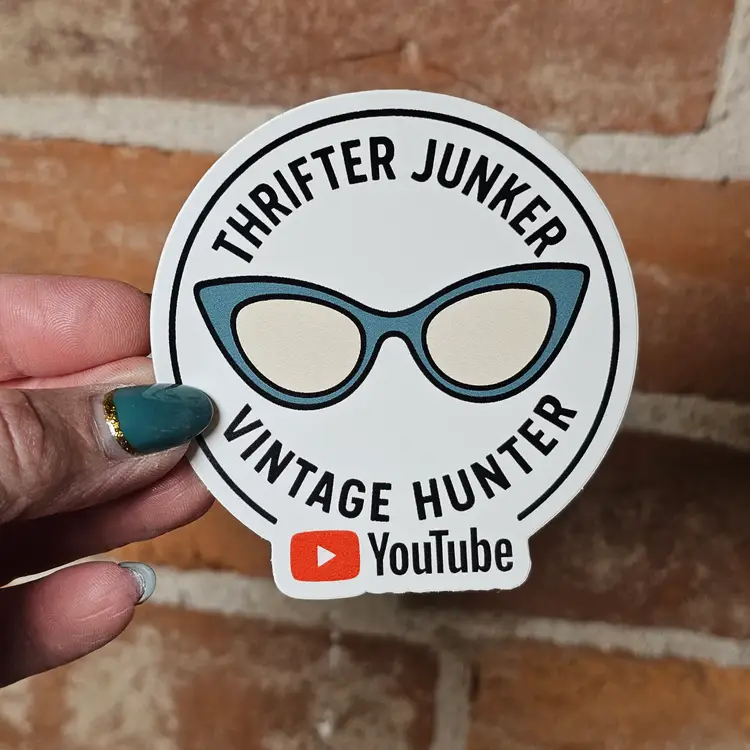 Thrifter Junker Vintage Hunter Round Glasses Sticker