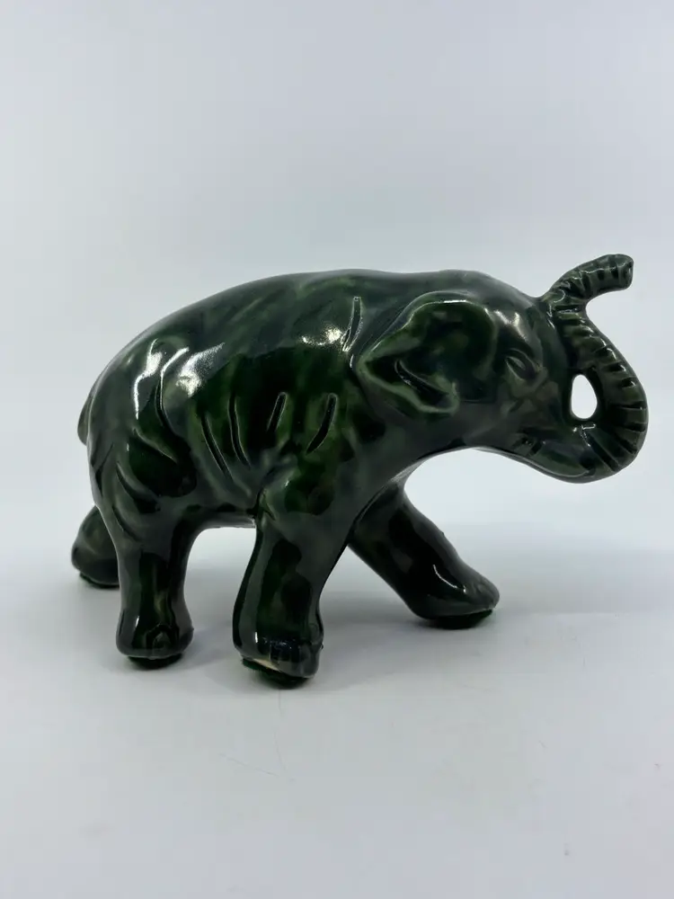 Hard To Find Van Briggle Art Pottery Green Elephant Figure 7.5L 4.75H