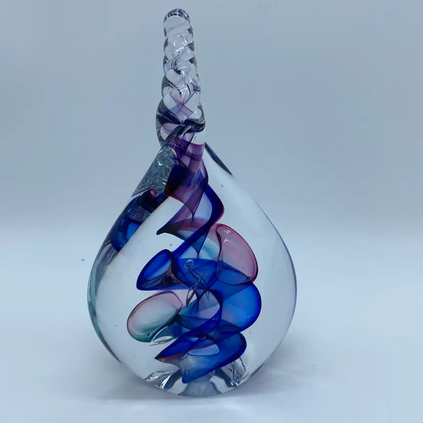 #0006 Hand-blown glass teardrop sculpture by Marian Pyrcak with swirling colors.