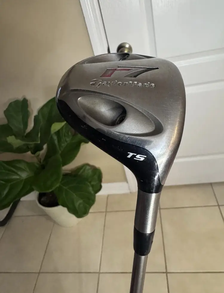 TaylorMade R7 TS 3 Fairway Wood 13* Fujikura Extra Stiff  X-Flex Right-Hand