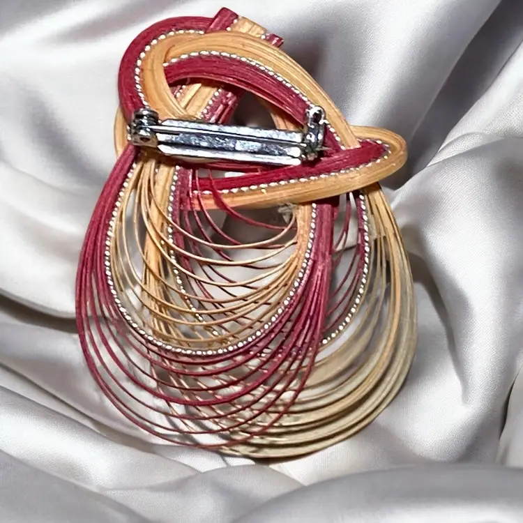 Estate Sale Vtg 1960’s - HANDMADE TAIWAN BAMBOO Brooch PIN