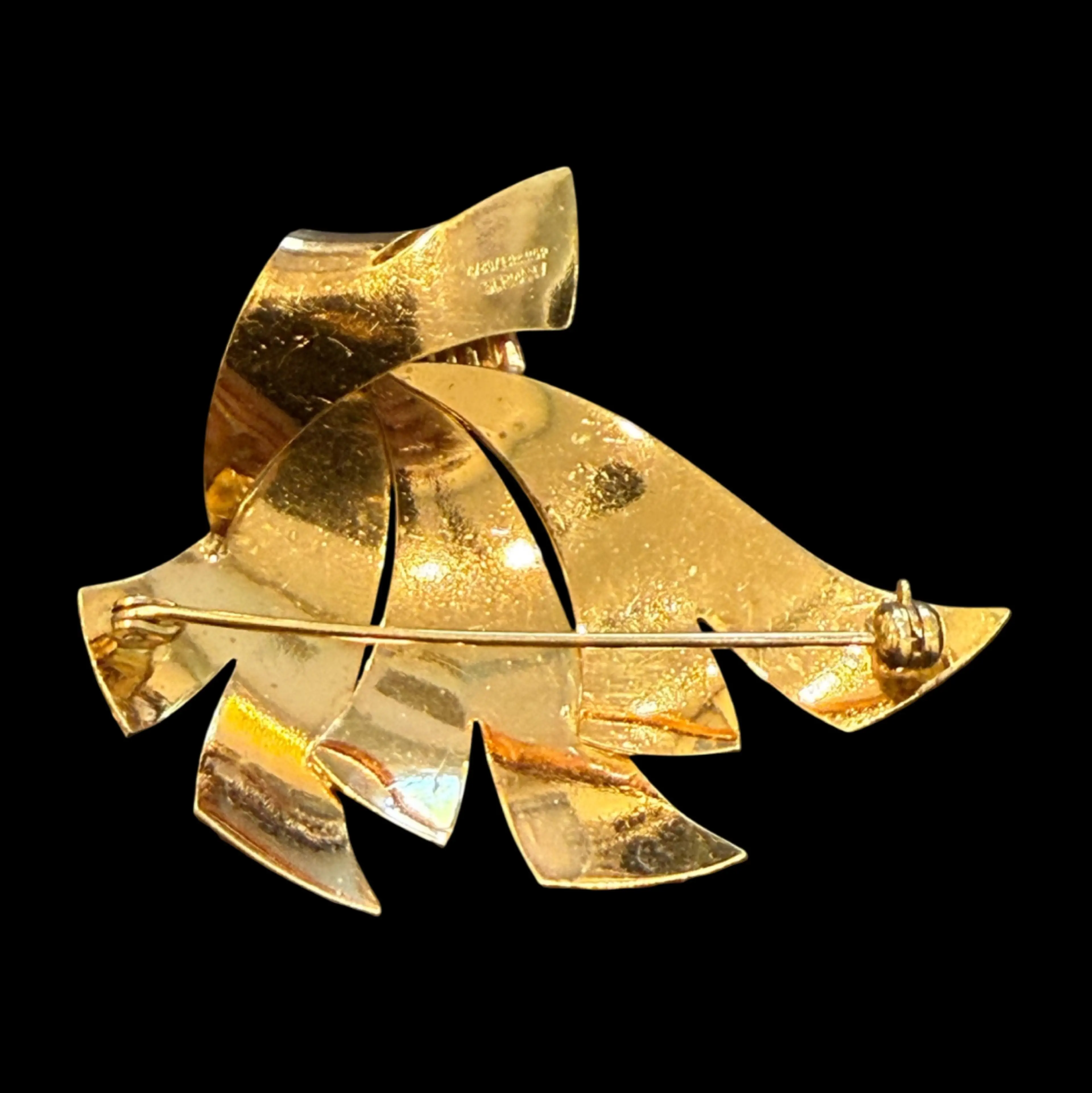 Image 4 of 8
