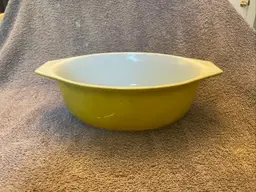 Vintage PYREX Verde Olive Green 1.5 Qt Casserole Dish #043