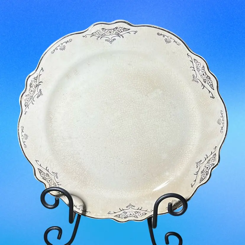 Vintage Homer Laughlin "Virginia Rose" serving plate. 1948 Made In USA Ivory With Silver Edge With Ruffled Edge.beautiful Crazing Will Make A Perfect Wall Gallery Plate