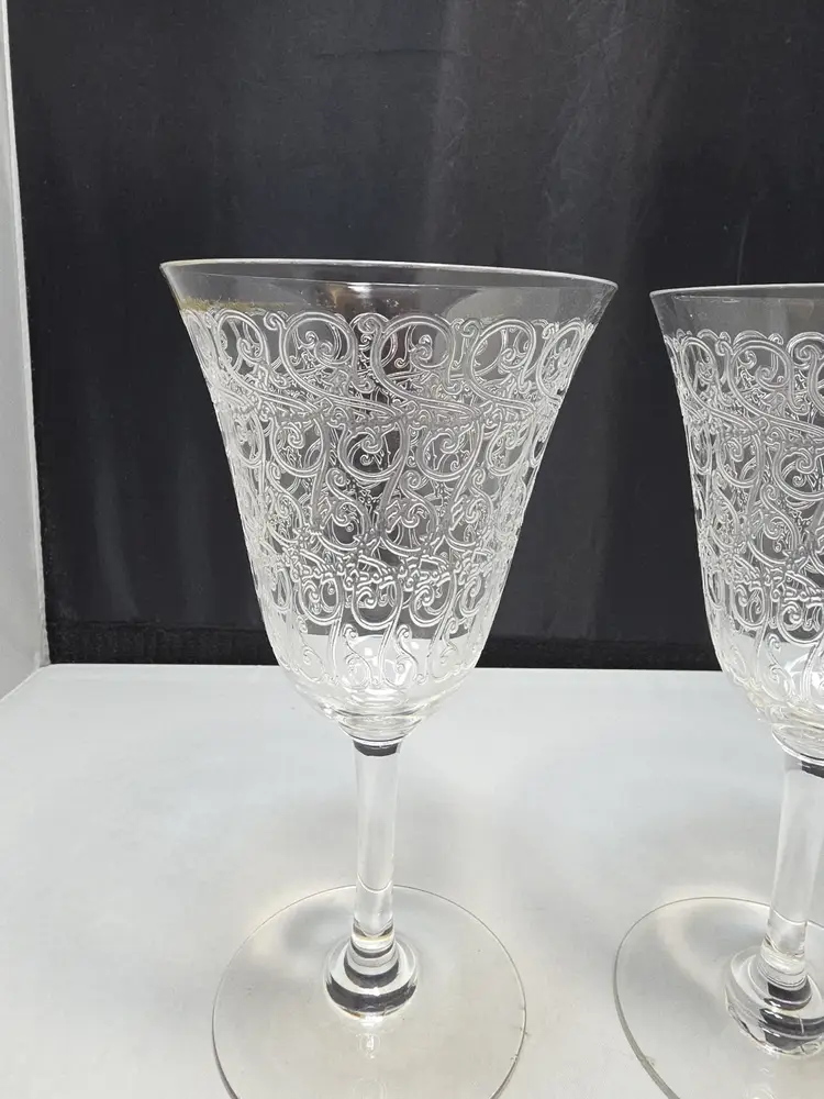 Baccarat Rohan Etched Crystal Wine Goblets Set of 2 France 6.5"