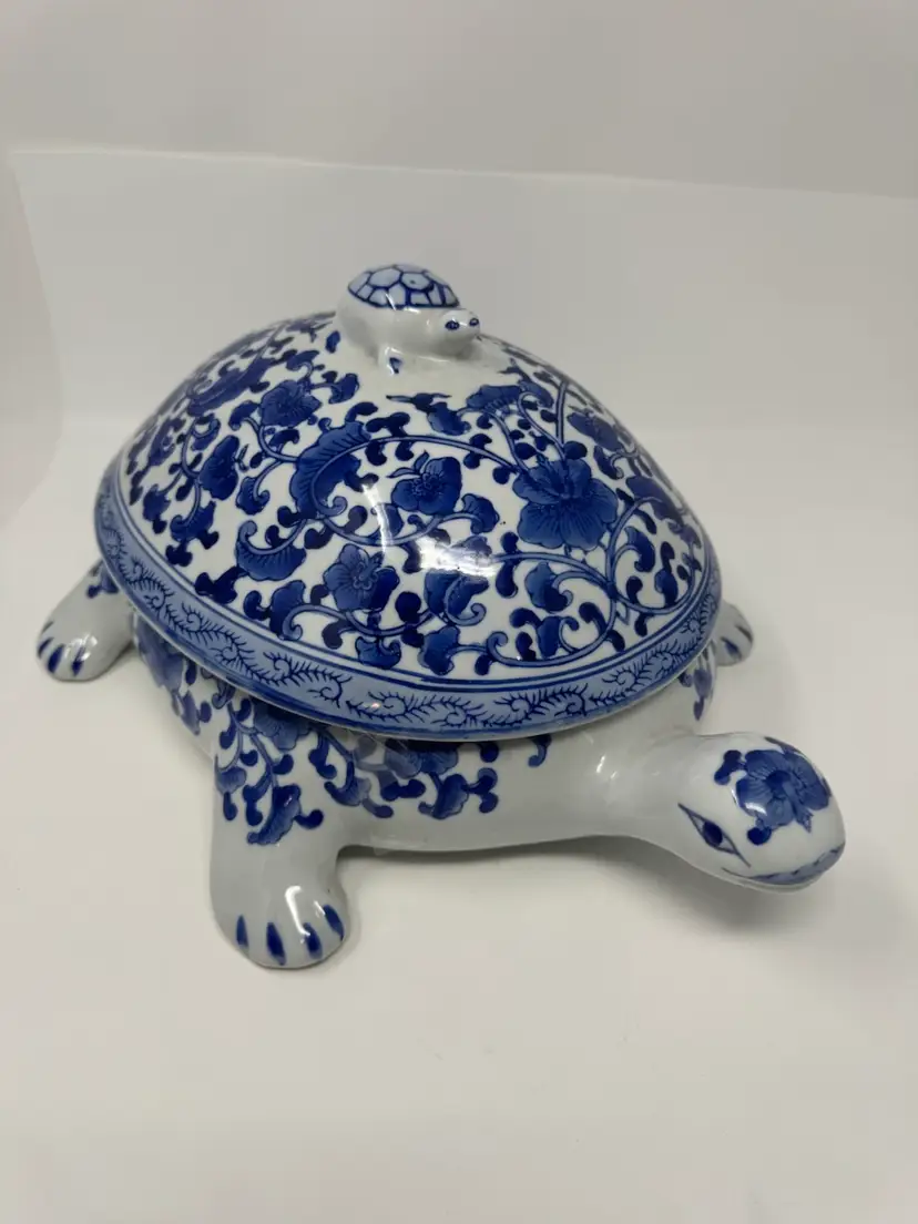 Vtg Bombay Co Large Blue White Chinoiserie Ceramic Turtle Tureen-Decoration Only