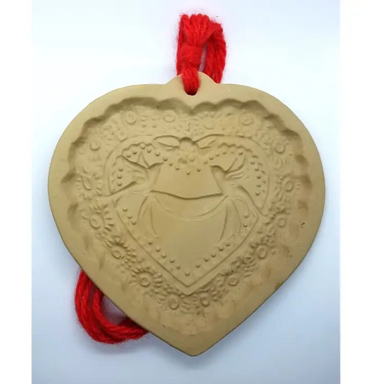 #086 Vintage 1984 Brown Bag Cookie Art Victorian Heart Cookie Mold For Shortbread