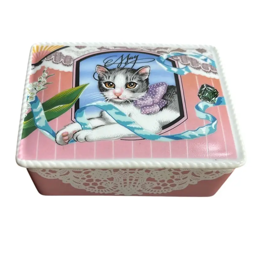 Vandor Japan Ceramic May Trinket Box 4โ x 3โ x 1.5โ