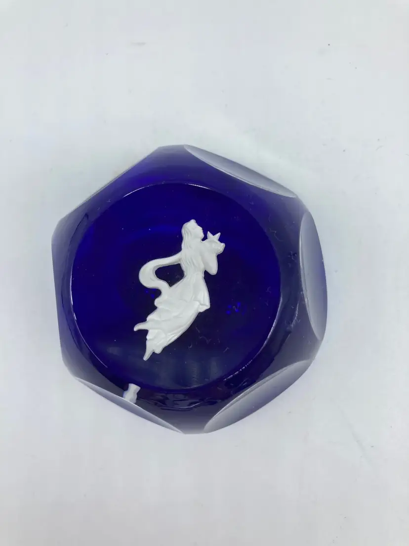 Paperweight with Virgo zodiac symbol from Baccarat