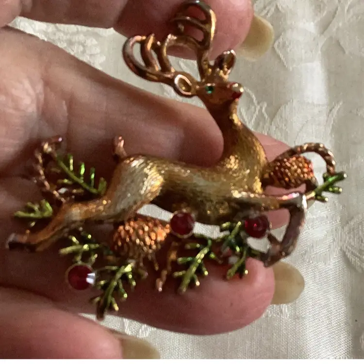 Gold Tone Deer Brooch