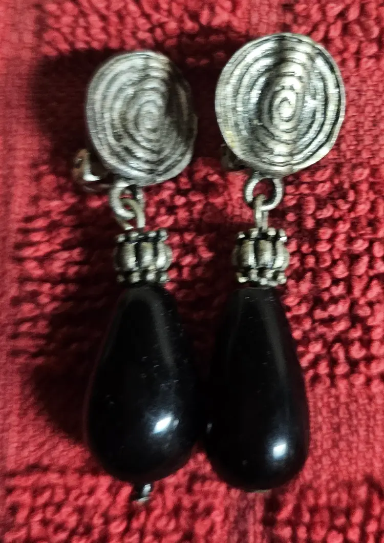 Vintage Clip-on Earrings (Earrings or Black in Color) Lot of 3
