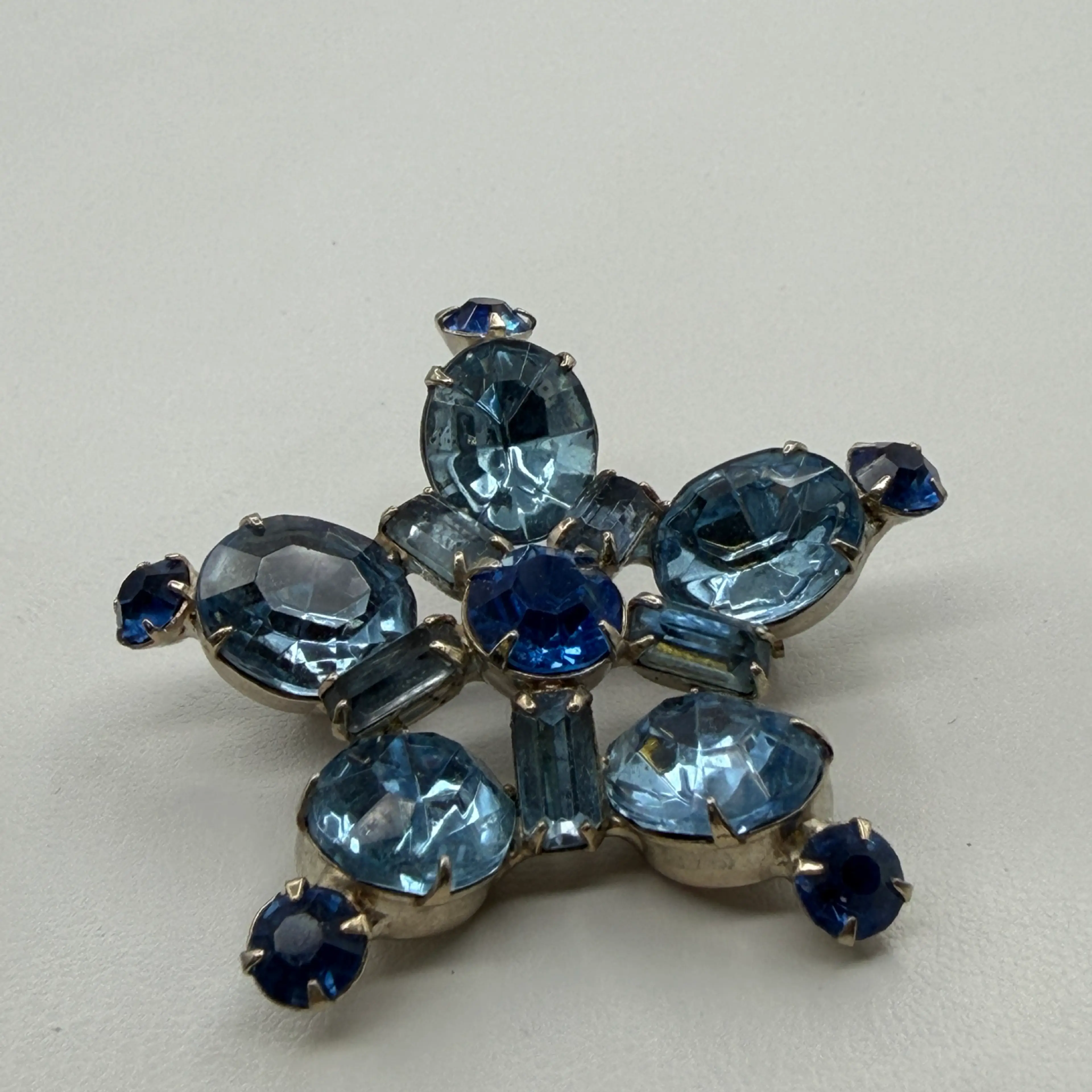 Image 4 of 4