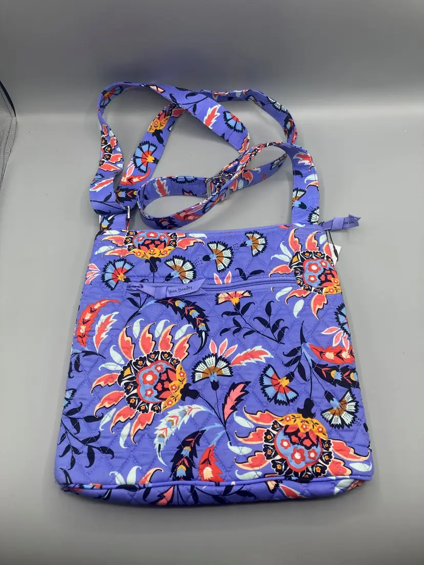 Vera Bradley Hipster Crossbody in Mural Garden Pattern - New with Tags
