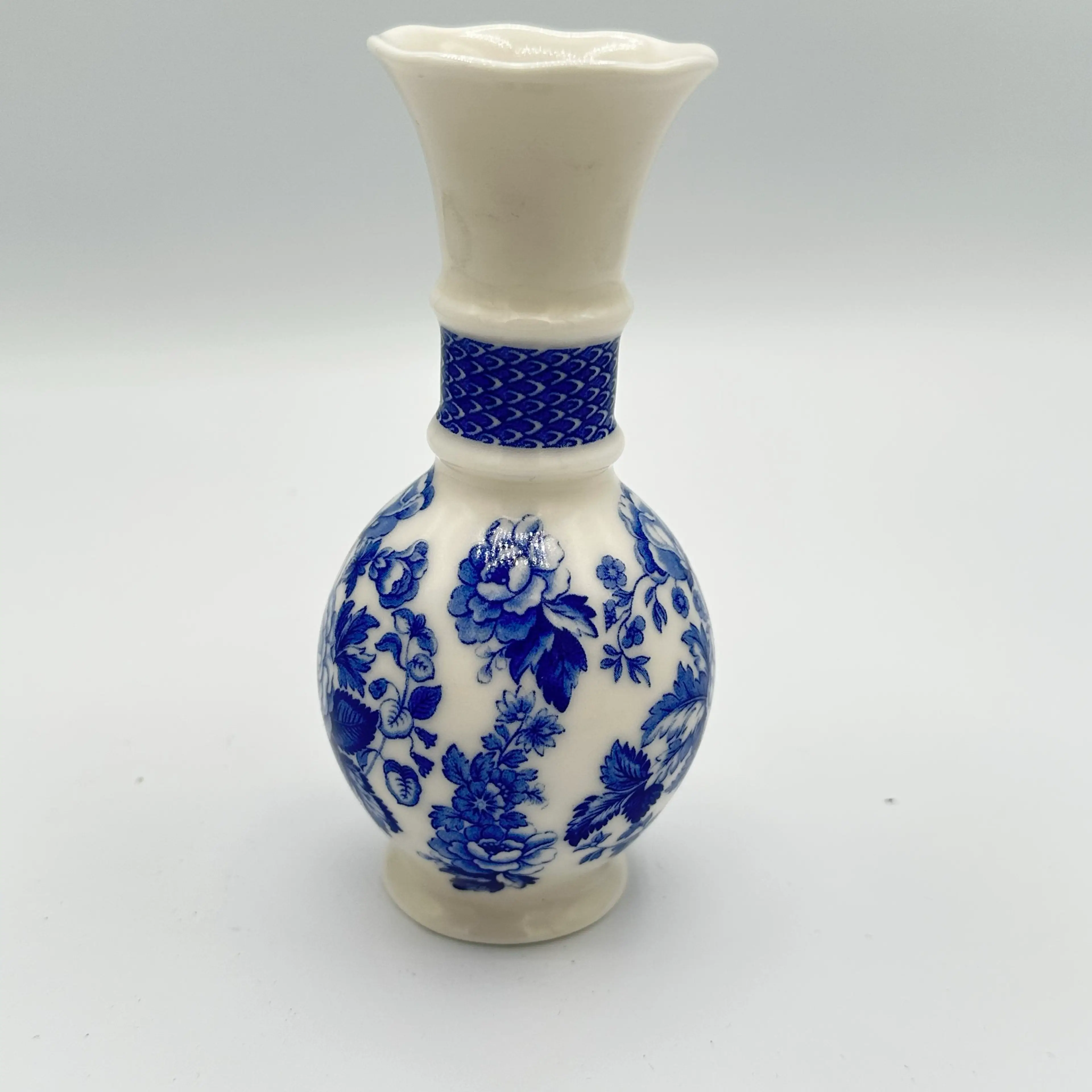 Image 4 of 6