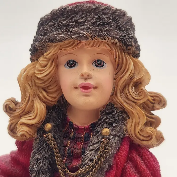 Boyds Collection 2000 Victorian Series No. 5 Lara W/Peary...Moscow At Midnight