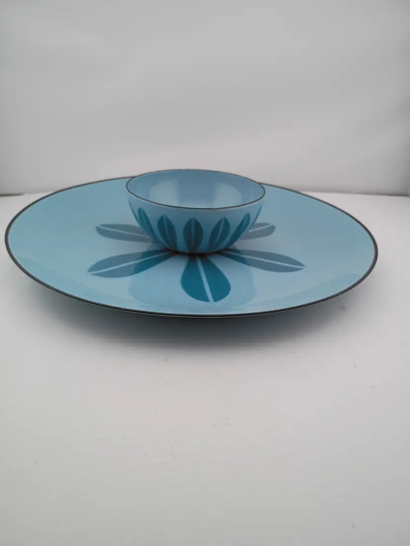 MCM Catherine Holm lotus plate and small bowl