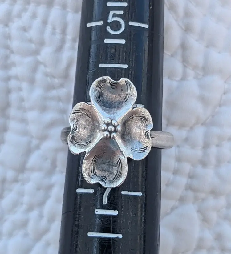 Vintage Signed Stuart Nye Adjustable Sterling Silver Dogwood Blossom Ring, Currently Size 6